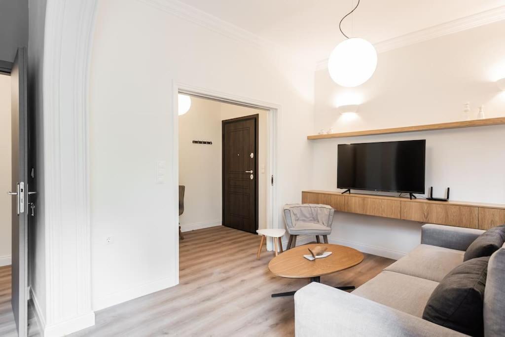 Family House Under The Acropolis Apartment Athens Exterior photo